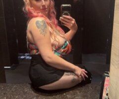 Kamille Amora (Visiting) — Blonde Film Star Invite-Over - Image 4