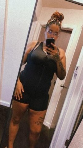 Appleton, WI Female Escort — Downtown Hosting (New In Town) - 1