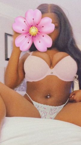 Norfolk, VA FunSize Chocolate Escort — 4'8" - 1