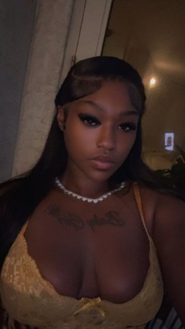 Savannah GA Female Escort — New In-Town Pretty Look & Sexy Body - 1