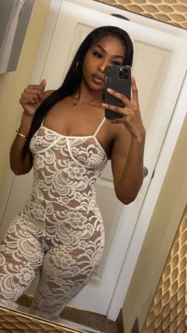 Seattle WA Female Escort — Lana (Video Verification Required) - 1