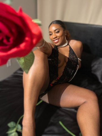 Cheyenne Female Escort — Custom XXX Video Content Sale - 1