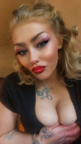 Reno Female Escort — Safe, discreet, drama-free experience - 1