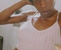 Charleston SC Female Escort — Incalls Only, Cum Inside - Image 3