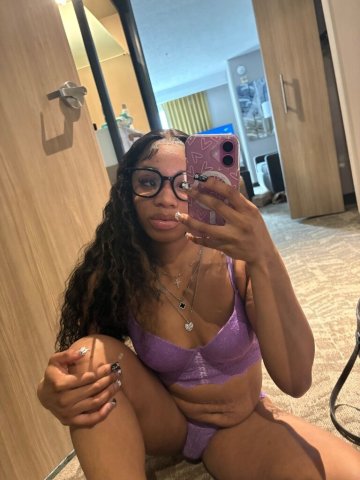 Toledo OH Female Escort — video verified, no bare/no anal/no kissing - 1