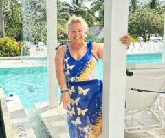 Miami escorts - Miami Female Escort — relaxing massage for men 30+