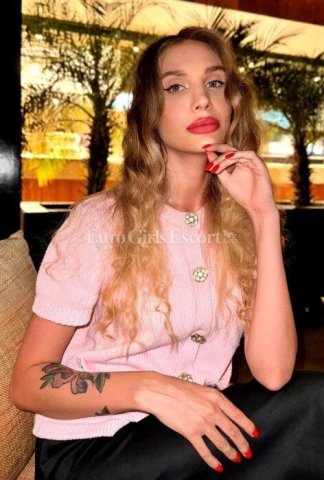 Vika — Russian Female Escort (Incall) in Florence, Italy - 1