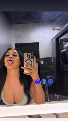 Busty Latina Female Escort — Outcall & Incall (25) - 1