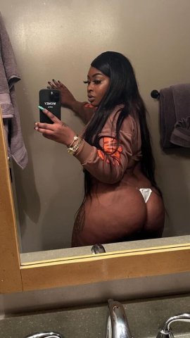 New Orleans Female Escort — Strawberry Head special (30) - 1