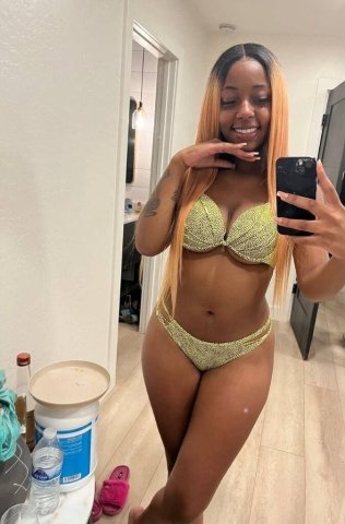 Fort Lauderdale Incall & Outcall Sex — Text/Snapchat, Soft Pussy (No Raw) - 1