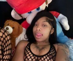 Charlotte NC Outcalls — Slim Petite Tattooed Babe (AA 35+ Only) - Image 3