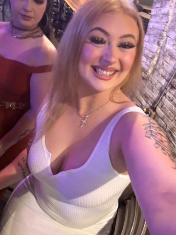 Memphis 2-Girl Special — Pretty & Tatted Girls - 1