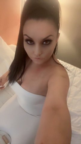 Tucson Female Escort — In-call and out-call availability - 1