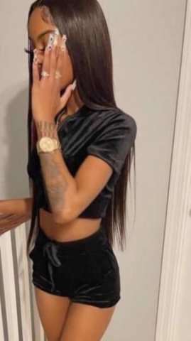 Daisy (26) — Petite Sexy Exotic Carmel, In/Outcall - 1
