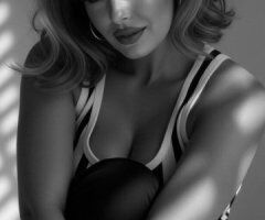 Brooke (MILF) Pocket-Sized Incall/Outcall Tonight — Las Vegas - Image 7