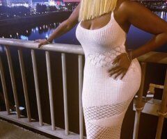 Real Blonde (5'10) Selective — Fine Dining & Fine Wine - Image 4