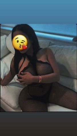 Staten Island Outcall Female Escort — in-person payment - 1