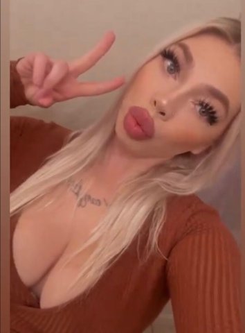 San Francisco Female Escort — QV Facetime Show - 1