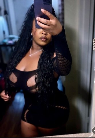 In-call & out-call Ebony escort in New Orleans — thick curvy 5'2 with 38DDD - 1