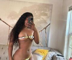 Long Beach escorts - Long Beach CA Female Escort — Carplay & Outcall Only