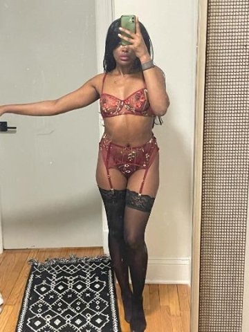 Young Petite Lady — Out Call Only (Min 1 Hour) - 1