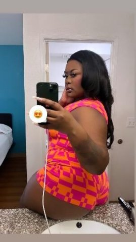 Everett WA Female Escort — thick chocolate squirt service - 1