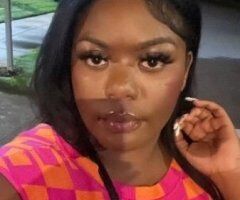 Everett WA Female Escort — thick chocolate squirt service - Image 2