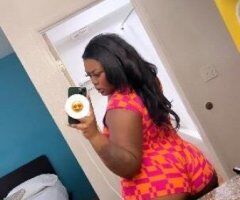 Everett WA Female Escort — thick chocolate squirt service - Image 7