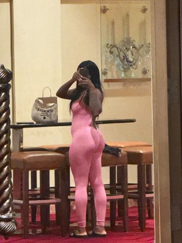 Midtown KC Outcalls — Female Escort - 1
