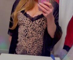 Little Rock Belle (42) — qv & hhr Specials, FaceTime Available - Image 3