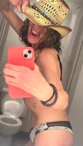 Vero Beach FL Female Escort — Stuart incall private residence - 1