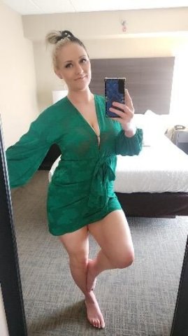 East Side Madison Incalls — Female Escort with OnlyFans (No Bare) - 1