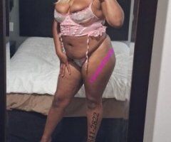 Oakland/East Bay Upscale MILF Outcalls - Image 2