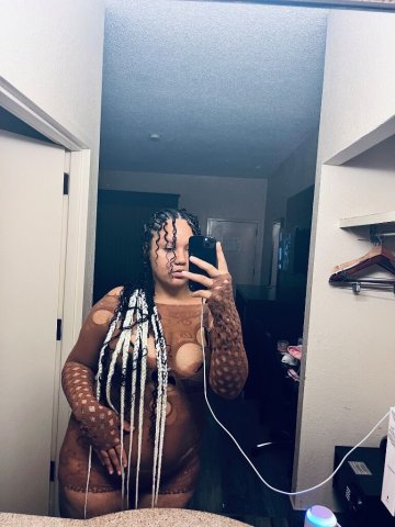 New Orleans Female Escort — Limited-Time Schedule for Great Conversation - 1