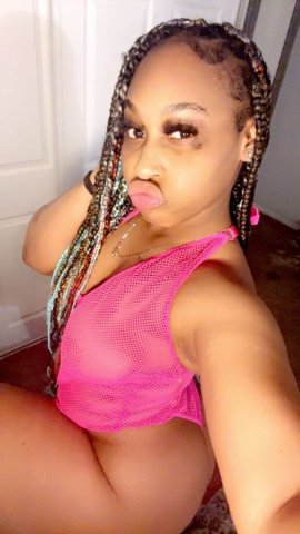 Pretty PYT Female Escort in Winston-Salem — Incall, massage, older men 35+ - 1
