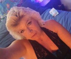 Denver Mature Escort — Private, classed-up hourly sessions - Image 2