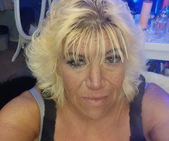 Denver Mature Escort — Private, classed-up hourly sessions - Image 8