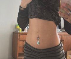 Cute 22 — Slim 4'11, 90lbs Female Escort - Image 5