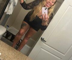 Mobile escorts - Flirty female escort in Mobile, Alabama—curves, classy trouble