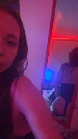 Nikki — Petite Party Fun (Racine, WI) — Discreet Female Escort - 1