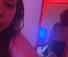 Racine escorts - Nikki — Petite Party Fun (Racine, WI) — Discreet Female Escort