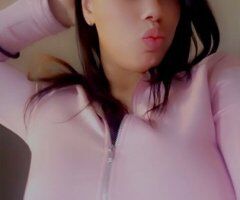 Minneapolis/St. Paul Curvy Female Escort for Discreet Visits - Image 4