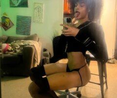 Your favorite 8in oraltop femboy . 💕 - Image 2