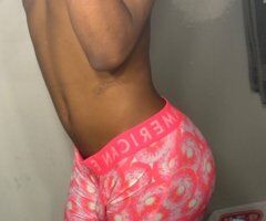 👉 I provide a clean and relaxing environment 👉 Discretion is always key 👉Accurate and Recent photos 👉Quick responses / Open & clear communication 👉 No explicit text unless given permission 👉 Passport ready 👉NO Games🚫 👉NO BS🚫 👉NO Drama🚫 - Image 10