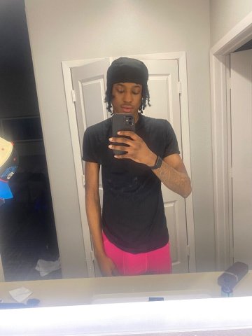 COME GET THAT PUSSY ATE AND FUCKED!! FEMALES ONLY!! - 1