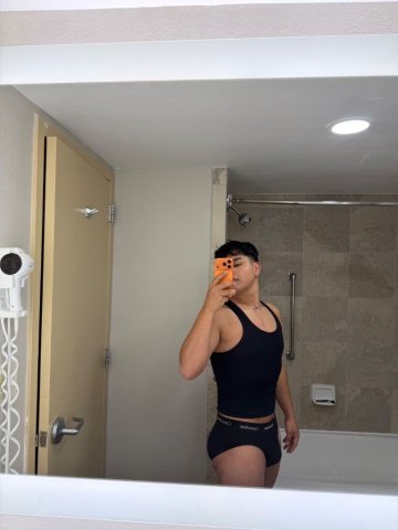 hot latina femboy😈😋😈 - 1