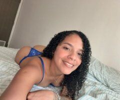 Latina Escort, Milwaukee (20) - Image 2