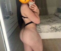 Latina escort en Orange County, CA — masajes con aceite y bailes eróticos - Image 2