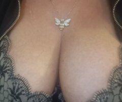 Sweet & Discreet Hangout — Blond, Green-Eyed Provider (Las Vegas) - Image 6