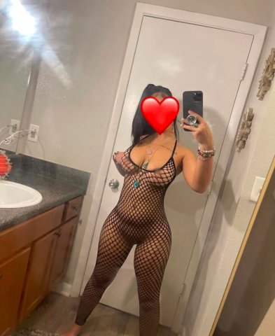 Chicago IL Colombianas Escort — 24/7 Oral and Intercourse - 1